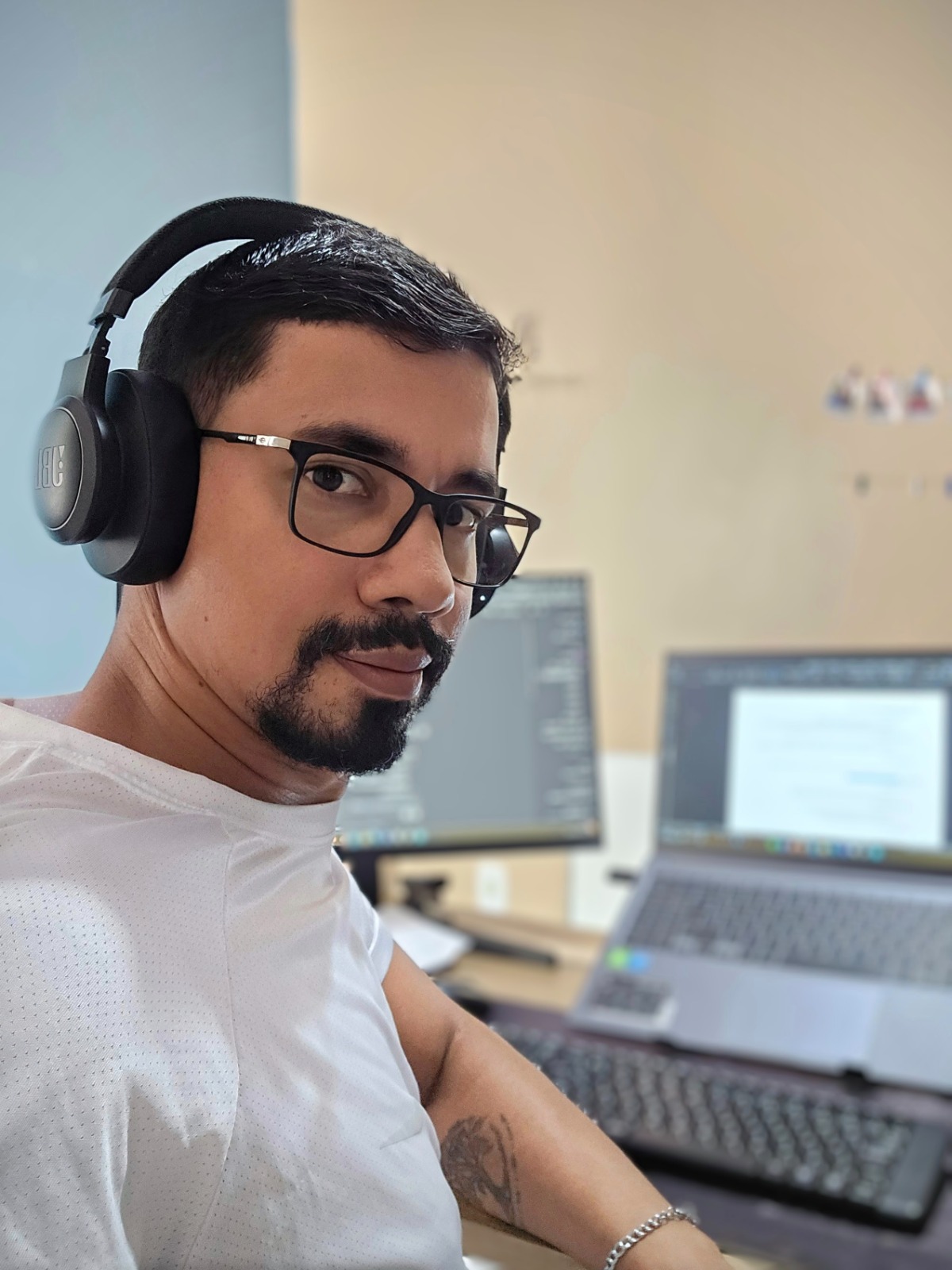 Prof João