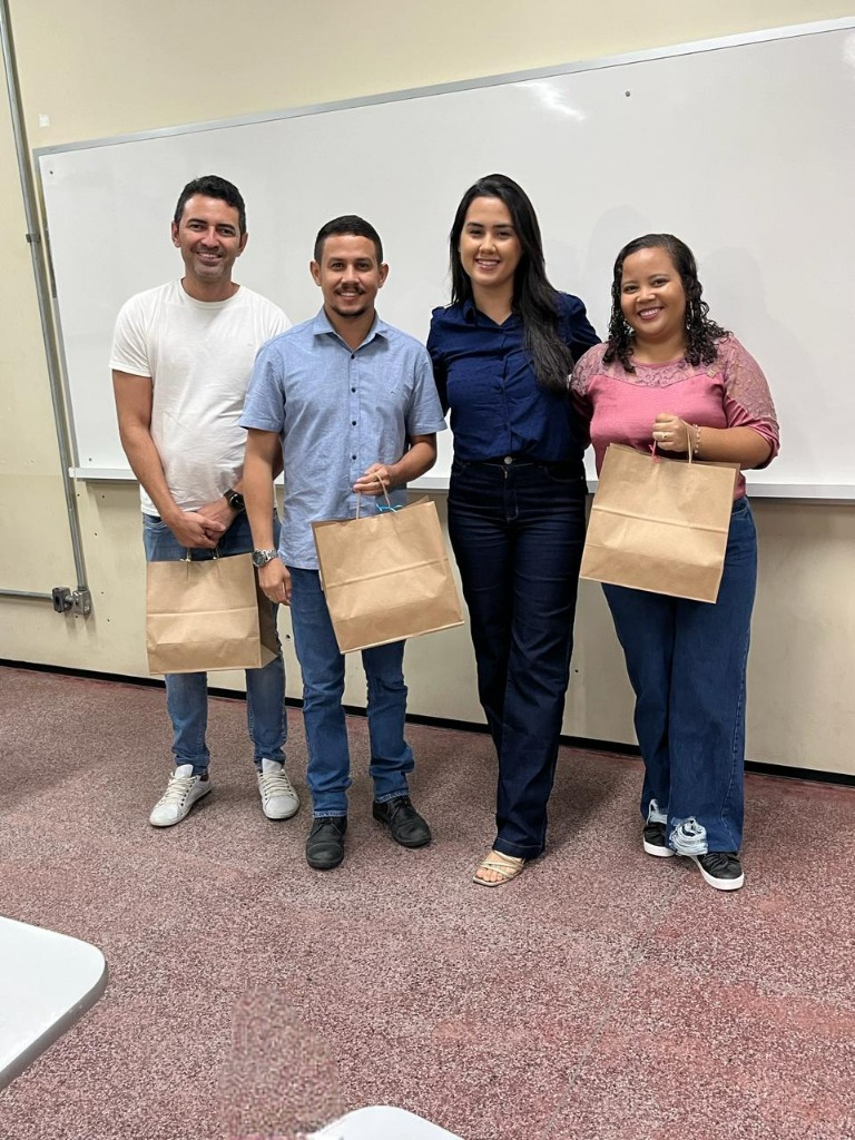 APRESENTAÇÃO DE TCC