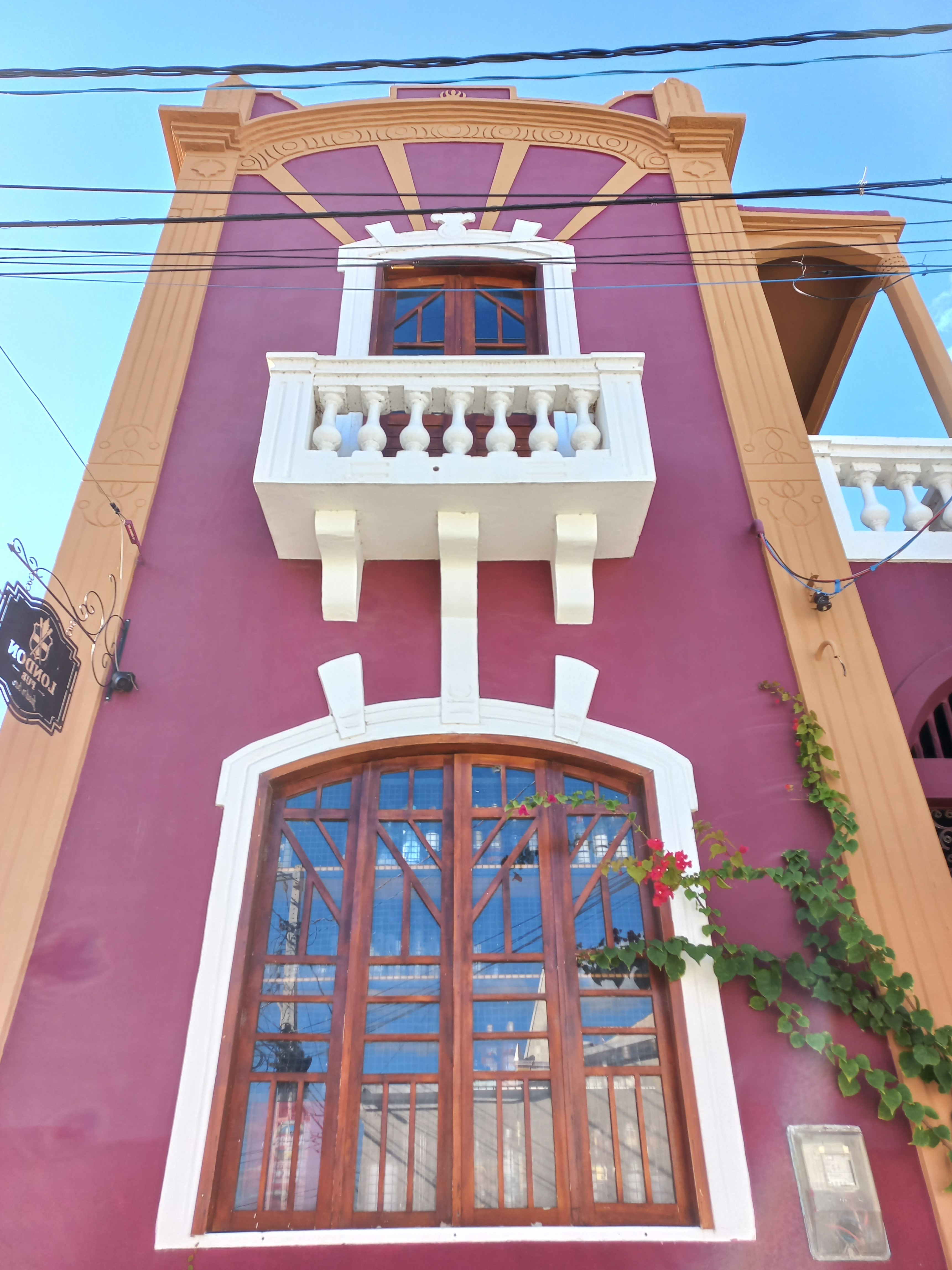 Imagem 3. Fachada frontal