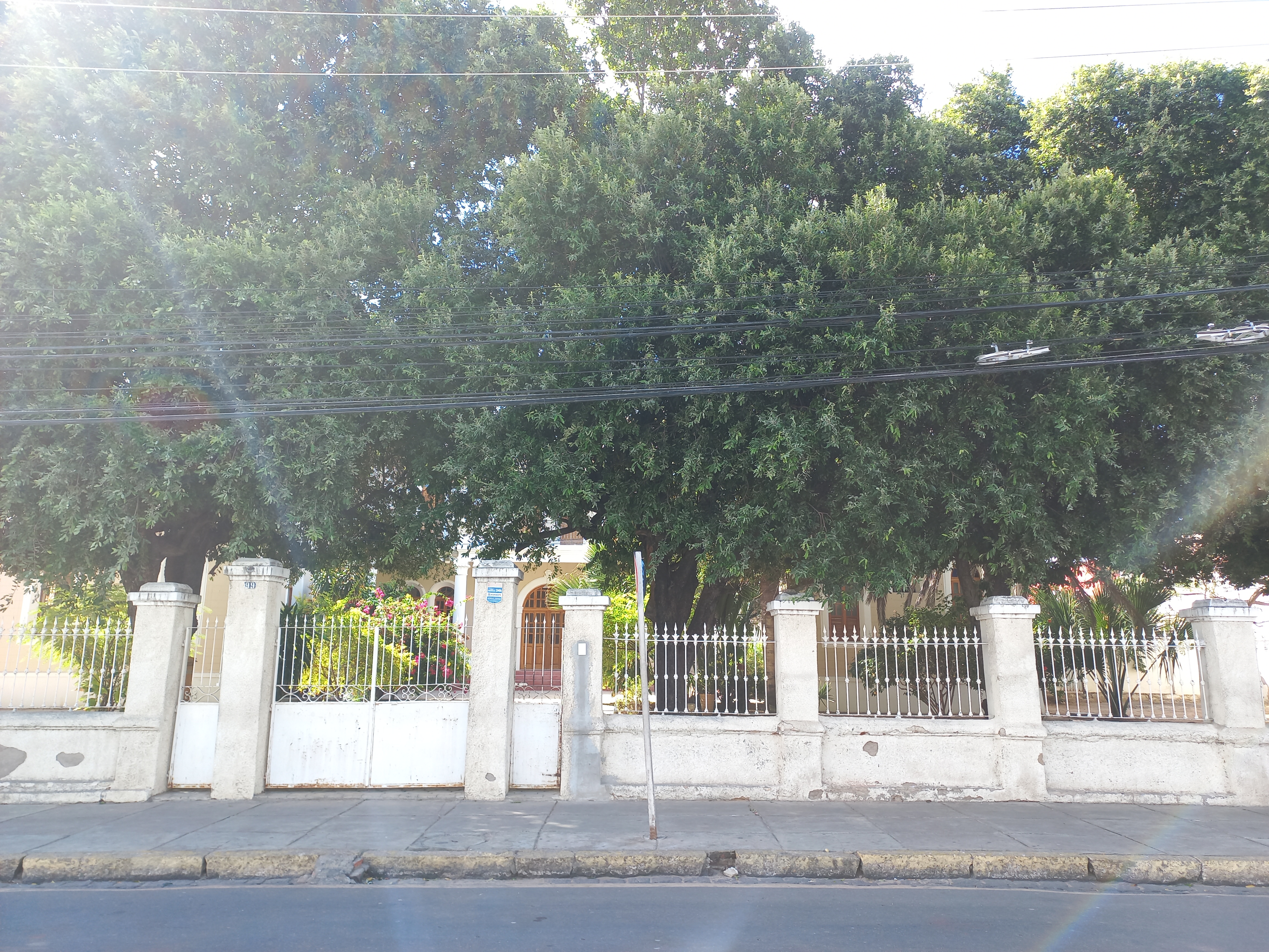 Imagem 3. Fachada frontal