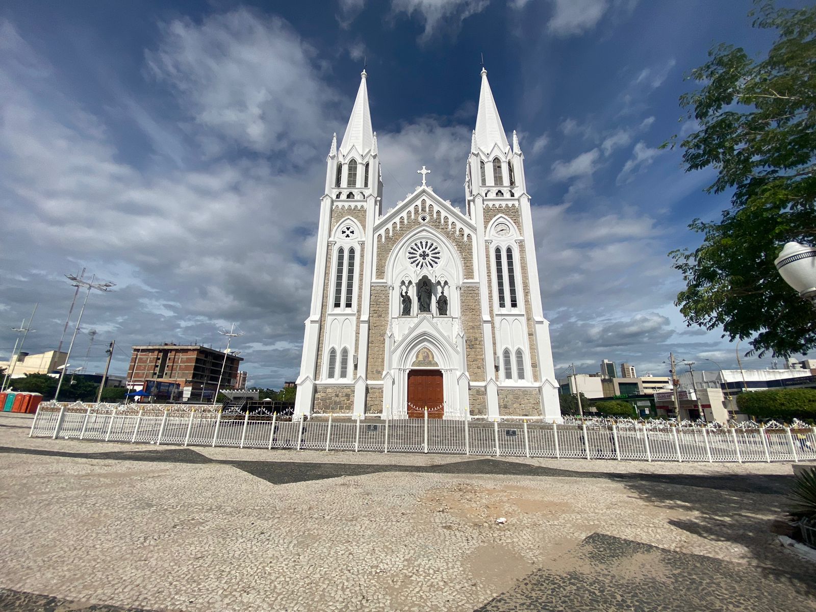 Imagem 1. Fachada frontal