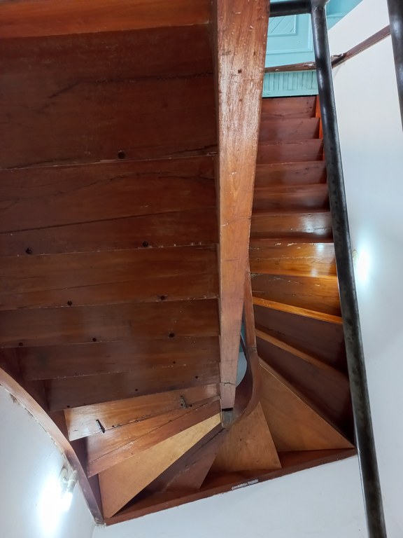 Imagem 23. Escada acesso pavimento superior