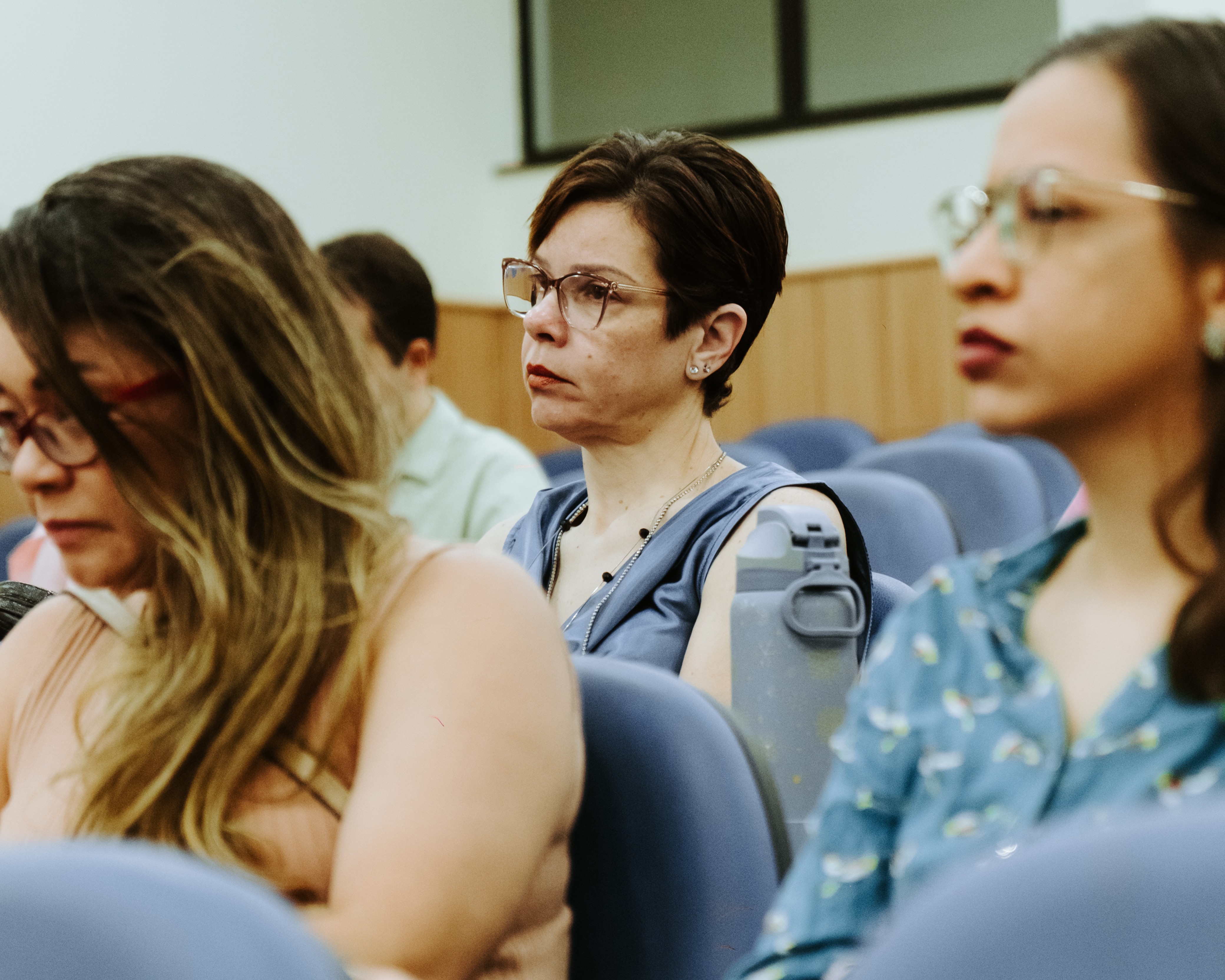 “Uso Responsável de Inteligência Artificial na Pesquisa Acadêmica: escrita científica, busca bibliográfica e prototipagem de soluções digitais”4