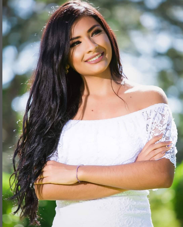RAQUEL LANDIM.png